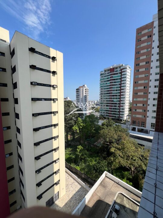 FLAT NO HOTEL ADRIANÓPOLIS – DISPONÍVEL PARA LOCAÇÃO