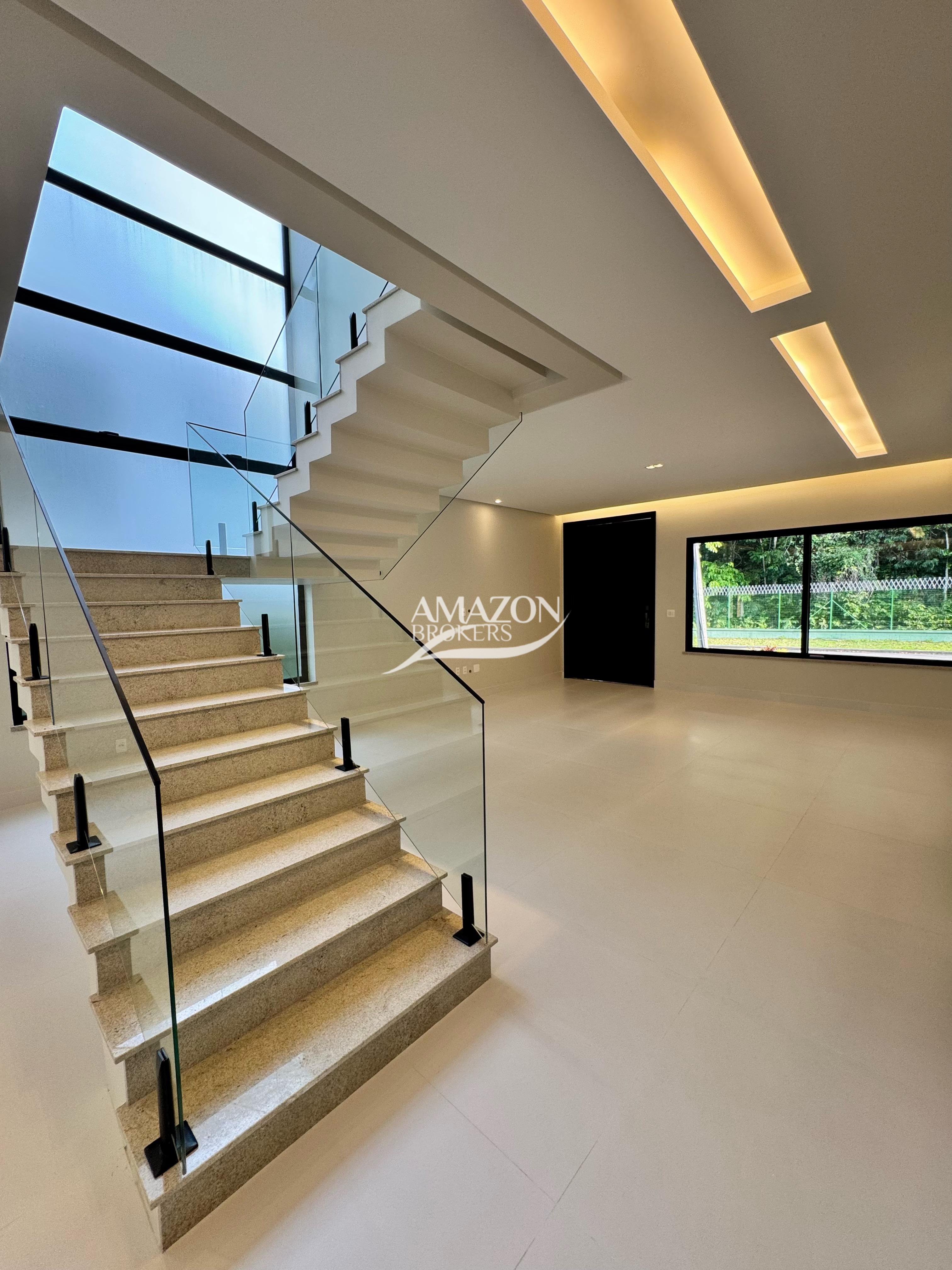 ALPHAVILLE RESIDENCIAL, PONTA NEGRA – CASA DUPLEX 550m2 – DISPONÍVEL PARA VENDA