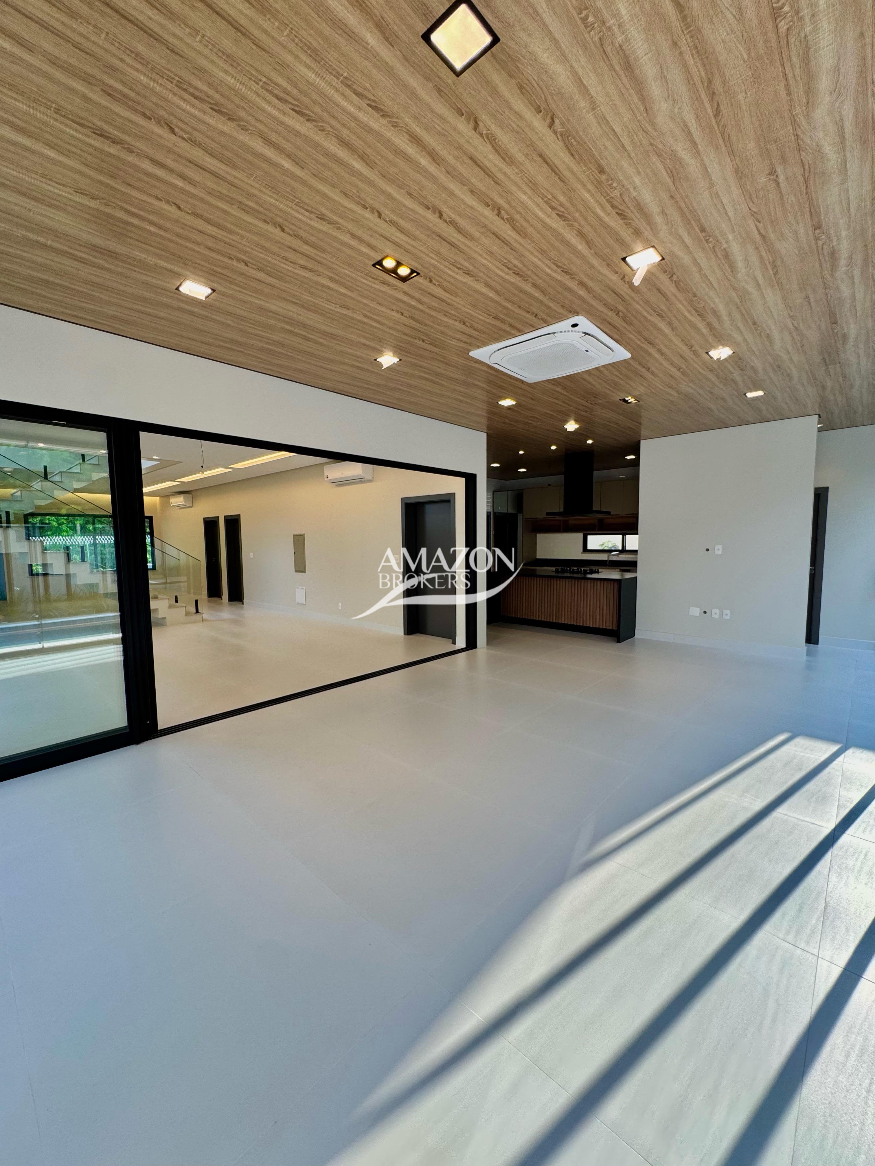 ALPHAVILLE RESIDENCIAL, PONTA NEGRA – CASA DUPLEX 550m2 – DISPONÍVEL PARA VENDA