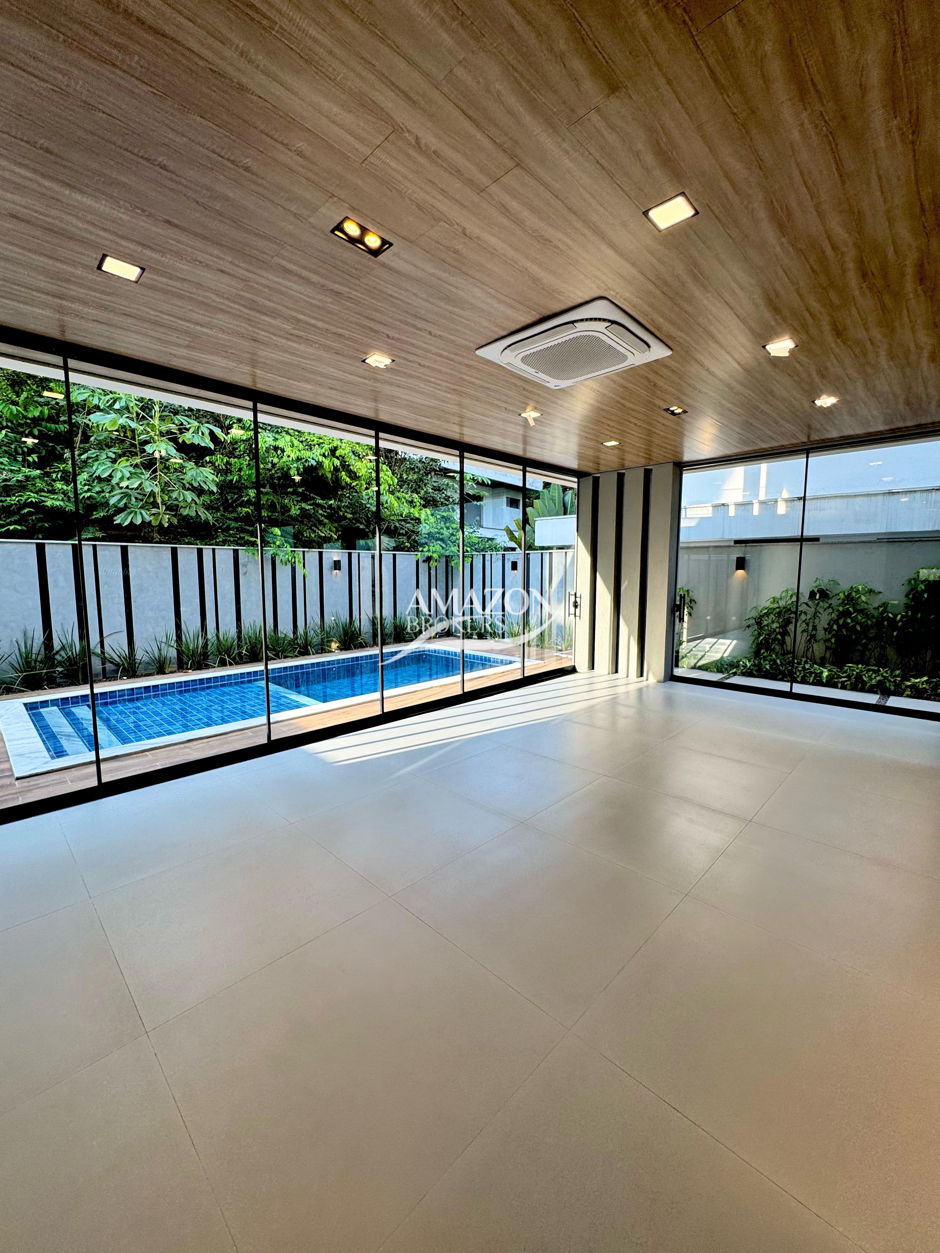 ALPHAVILLE RESIDENCIAL, PONTA NEGRA – CASA DUPLEX 550m2 – DISPONÍVEL PARA VENDA