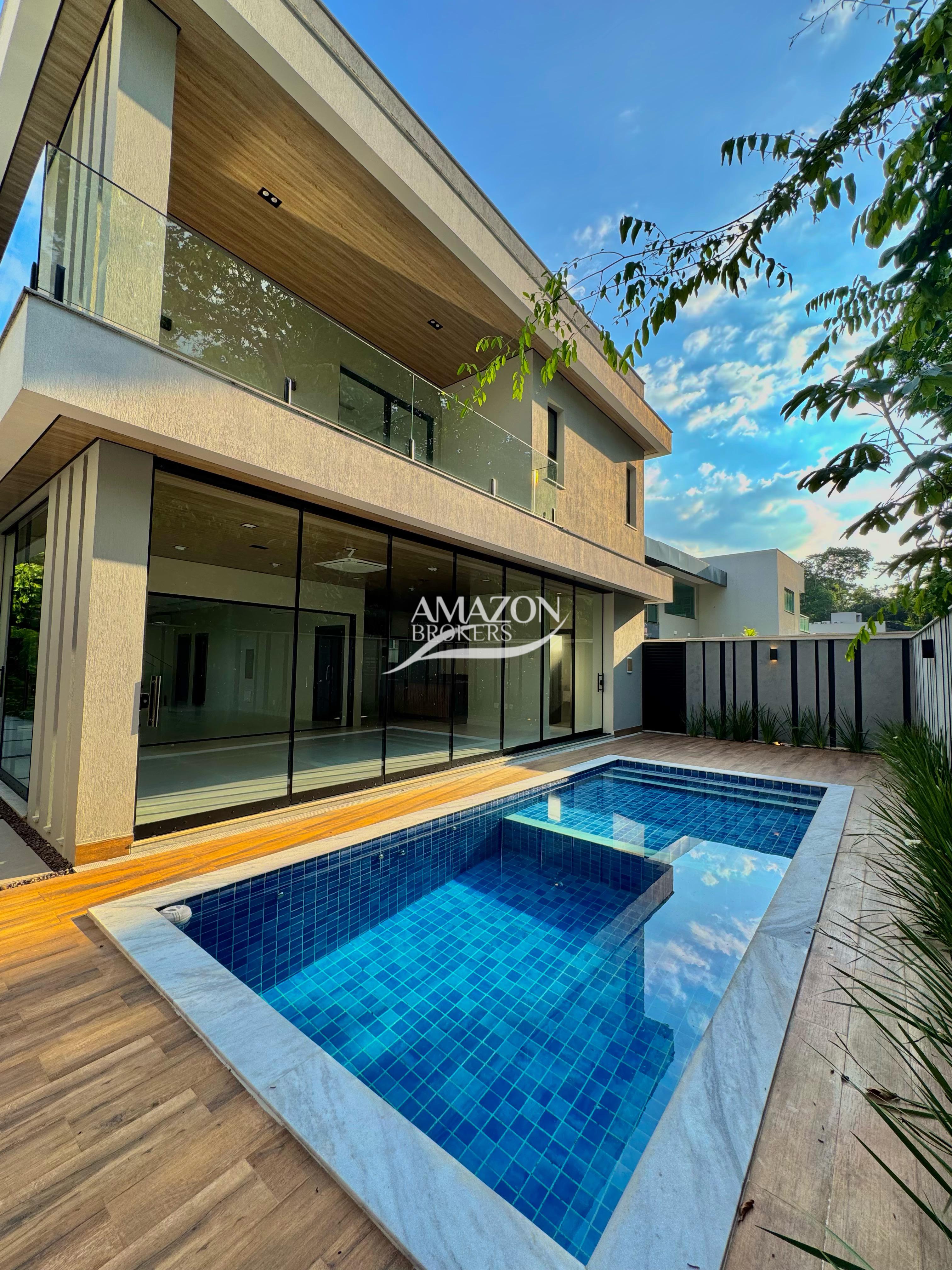 ALPHAVILLE RESIDENCIAL, PONTA NEGRA – CASA DUPLEX 550m2 – DISPONÍVEL PARA VENDA