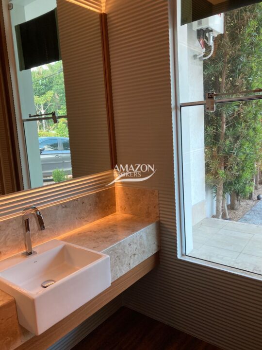 QUINTA DAS LARANJEIRAS RESIDENCIAL, PARQUE DAS LARANJEIRAS – CASA DUPLEX 330 m2 – DISPONÍVEL PARA VENDA