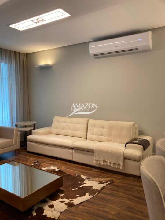 QUINTA DAS LARANJEIRAS RESIDENCIAL, PARQUE DAS LARANJEIRAS – CASA DUPLEX 330 m2 – DISPONÍVEL PARA VENDA