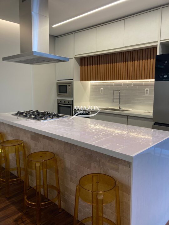 QUINTA DAS LARANJEIRAS RESIDENCIAL, PARQUE DAS LARANJEIRAS – CASA DUPLEX 330 m2 – DISPONÍVEL PARA VENDA