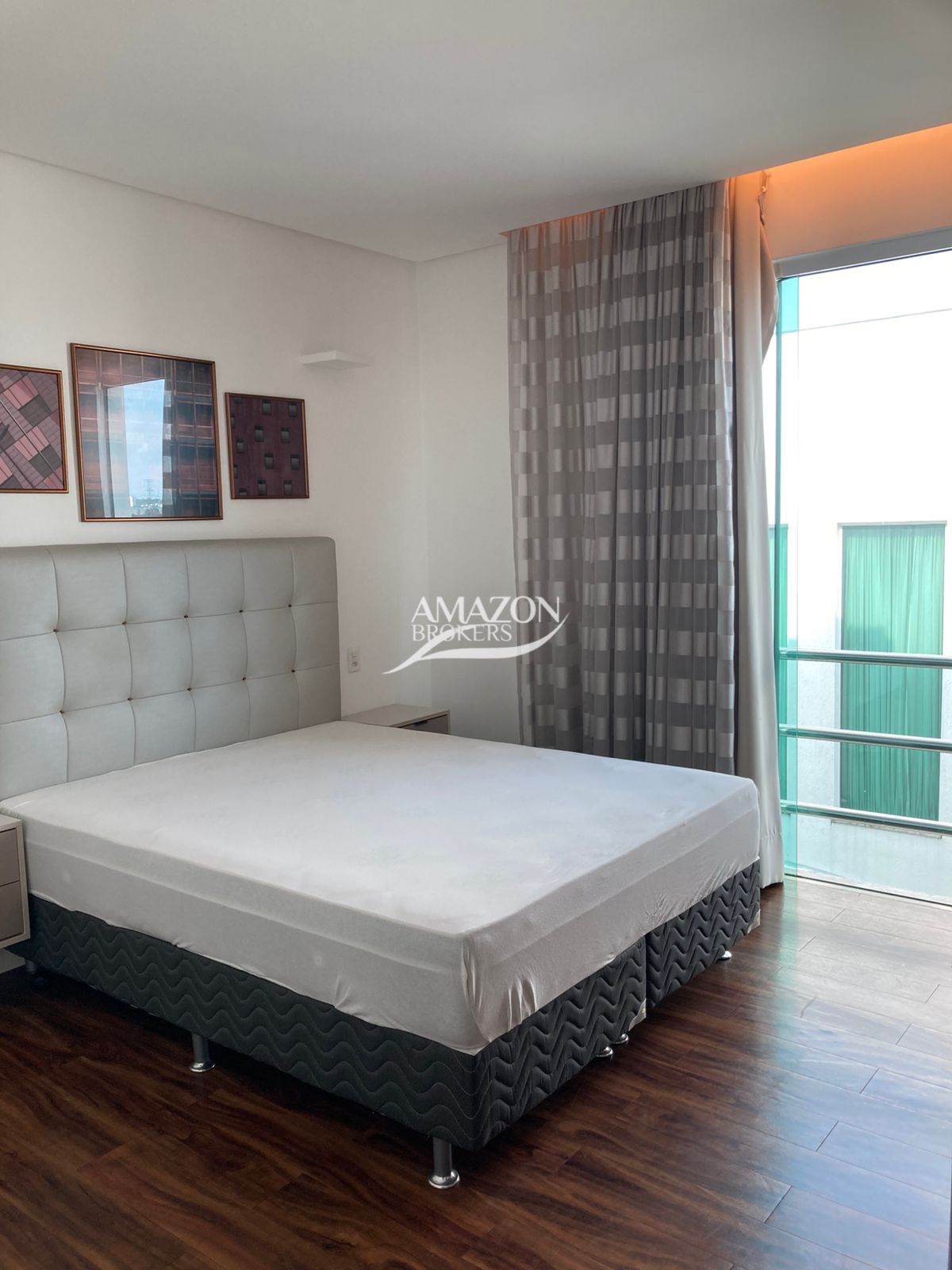 QUINTA DAS LARANJEIRAS RESIDENCIAL, PARQUE DAS LARANJEIRAS – CASA DUPLEX 330 m2 – DISPONÍVEL PARA VENDA