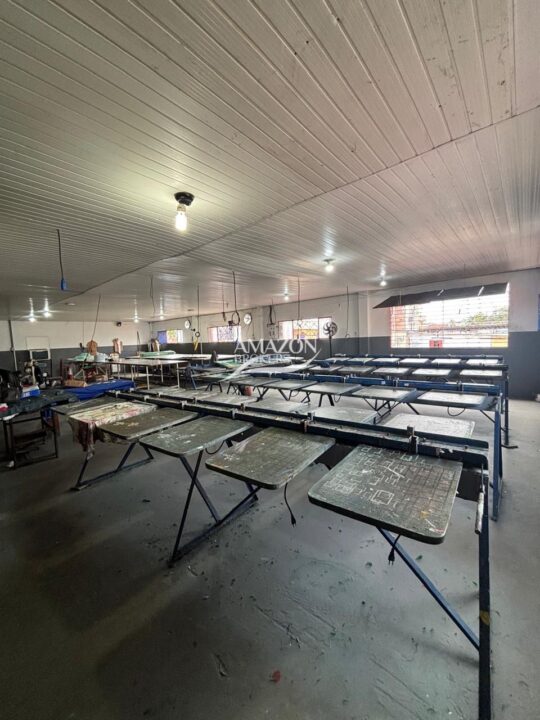 SÃO JORGE – GALPÃO 780m2 – DISPONÍVEL PARA LOCAÇÃO