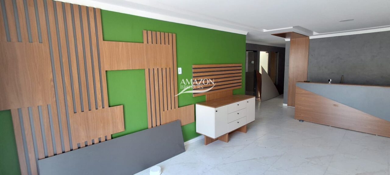 VIEIRALVES – PONTO COMERCIAL 150m2 DE ÁREA CONSTRUÍDA – DISPONÍVEL PARA LOCAÇÃO
