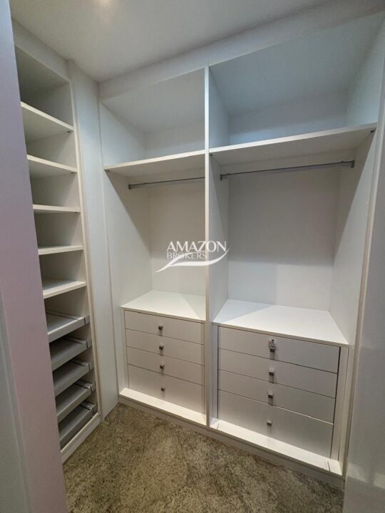 MEDITERRANÉE CONDOMÍNIO, PONTA NEGRA – APARTAMENTO 256m2 – DISPONÍVEL PARA LOCAÇÃO