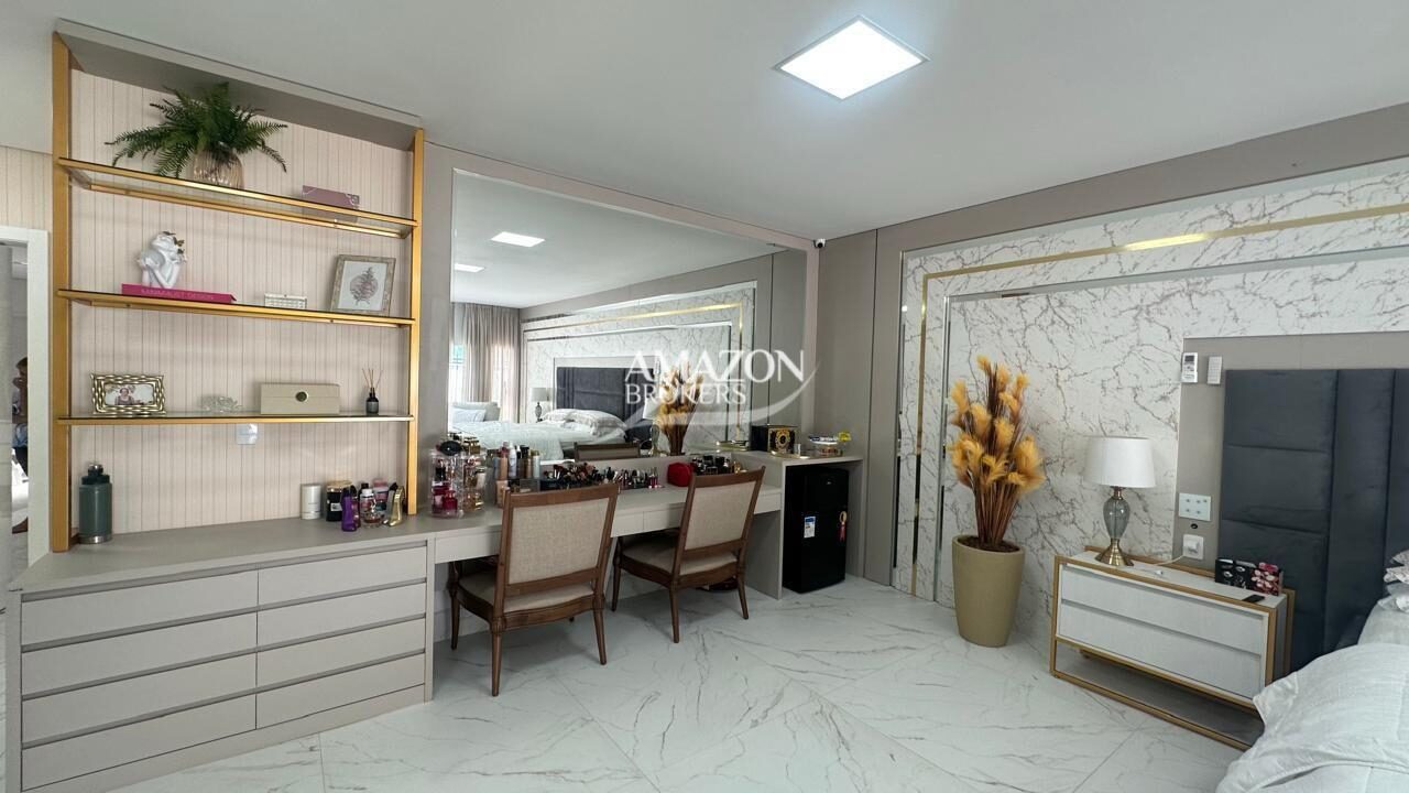 ALPHAVILLE 1 RESIDENCIAL, PONTA NEGRA – CASA DUPLEX DE ALTO PADRÃO – DISPONÍVEL PARA VENDA