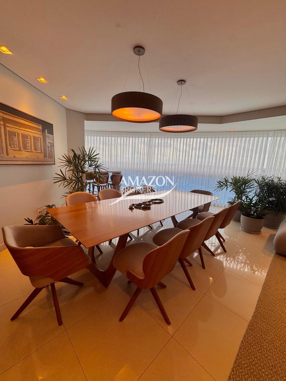 BELLAGIO RESIDENCIAL, ADRIANÓPOLIS – APARTAMENTO 300m2 – DISPONÍVEL PARA VENDA