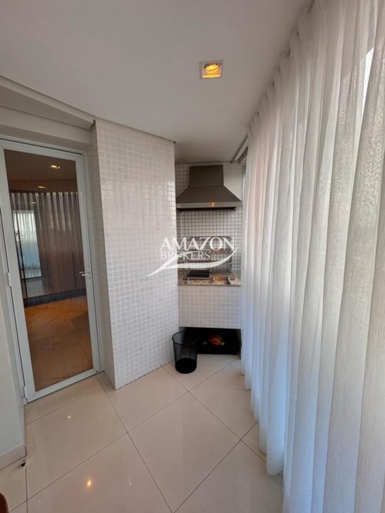 BELLAGIO RESIDENCIAL, ADRIANÓPOLIS – APARTAMENTO 300m2 – DISPONÍVEL PARA VENDA