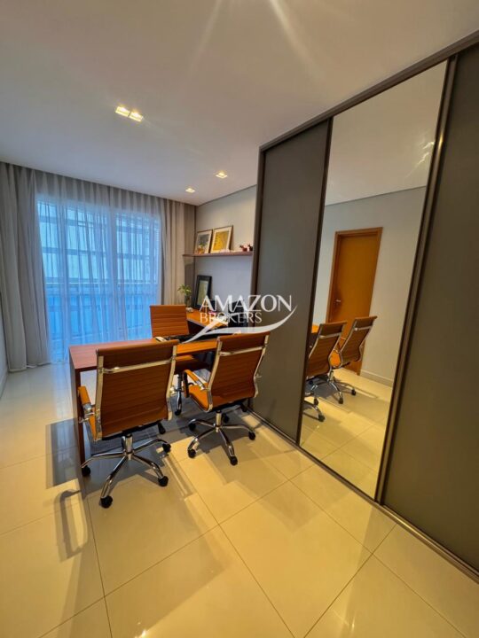 BELLAGIO RESIDENCIAL, ADRIANÓPOLIS – APARTAMENTO 300m2 – DISPONÍVEL PARA VENDA