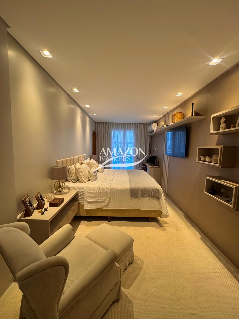 BELLAGIO RESIDENCIAL, ADRIANÓPOLIS – APARTAMENTO 300m2 – DISPONÍVEL PARA VENDA