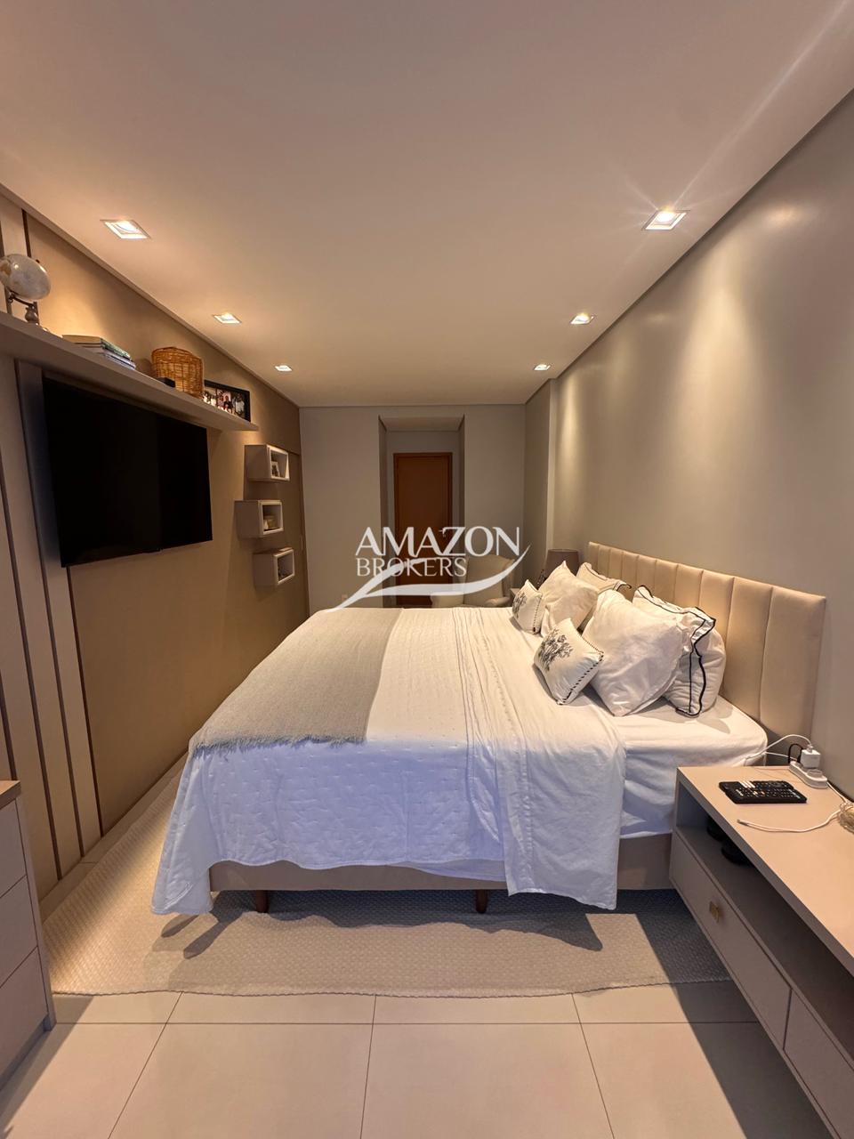 BELLAGIO RESIDENCIAL, ADRIANÓPOLIS – APARTAMENTO 300m2 – DISPONÍVEL PARA VENDA