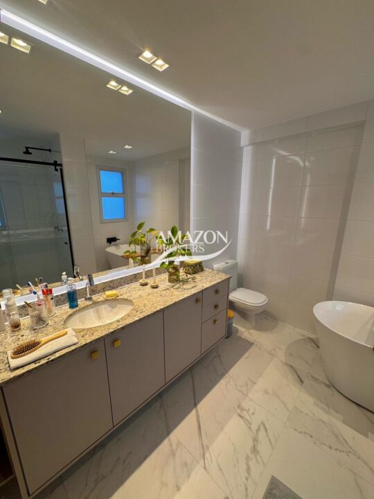 BELLAGIO RESIDENCIAL, ADRIANÓPOLIS – APARTAMENTO 300m2 – DISPONÍVEL PARA VENDA