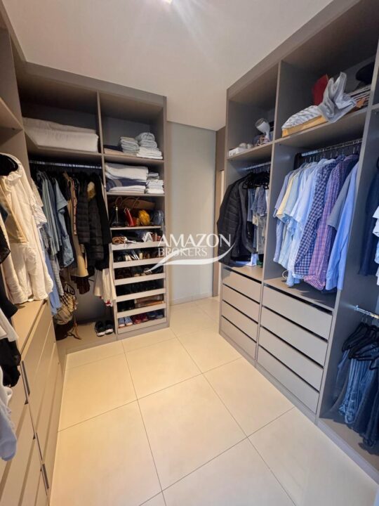 BELLAGIO RESIDENCIAL, ADRIANÓPOLIS – APARTAMENTO 300m2 – DISPONÍVEL PARA VENDA