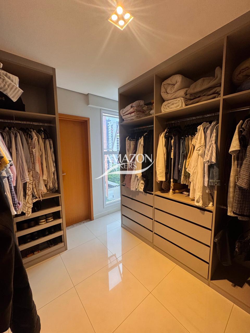 BELLAGIO RESIDENCIAL, ADRIANÓPOLIS – APARTAMENTO 300m2 – DISPONÍVEL PARA VENDA