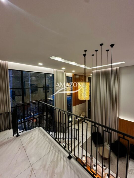 ALPHAVILLE 1 RESIDENCIAL, PONTA NEGRA – CASA NEOCLÁSSICA 570m2 – DISPONÍVEL PARA VENDA