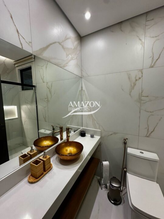 ALPHAVILLE 1 RESIDENCIAL, PONTA NEGRA – CASA NEOCLÁSSICA 570m2 – DISPONÍVEL PARA VENDA