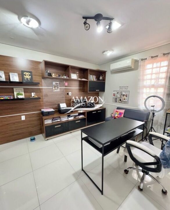 HOUSE VILLE RESIDENCIAL, PONTA NEGRA – CASA DUPLEX 160m2 – DISPONÍVEL PARA VENDA