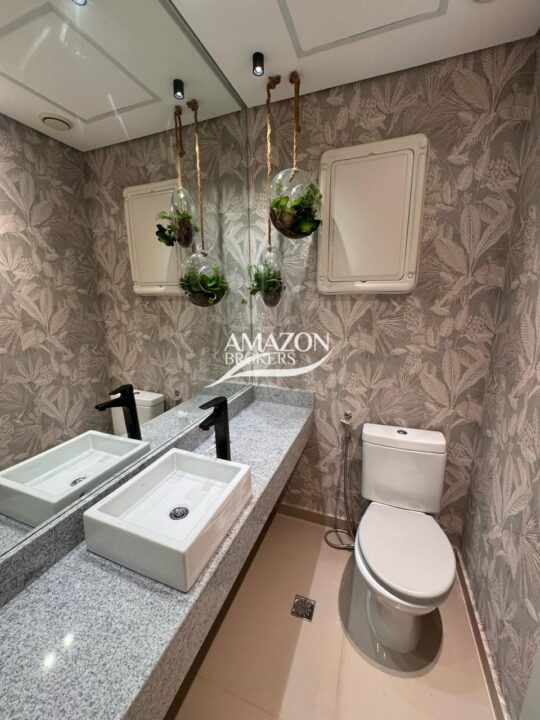 SOBERANE RESIDENCE, ADRIANÓPOLIS – APARTAMENTO MOBILIADO – DISPONÍVEL PARA LOCAÇÃO