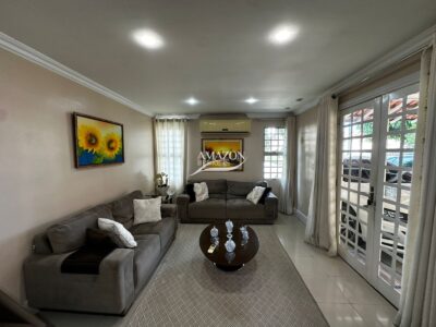 HOUSE VILLE RESIDENCIAL, NOVA ESPERANÇA – CASA DUPLEX 300 m2 – DISPONÍVEL PARA VENDA