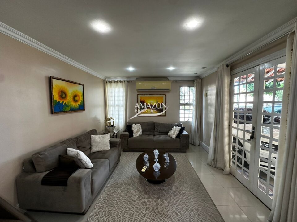 HOUSE VILLE RESIDENCIAL, NOVA ESPERANÇA – CASA DUPLEX 300 m2 – DISPONÍVEL PARA VENDA