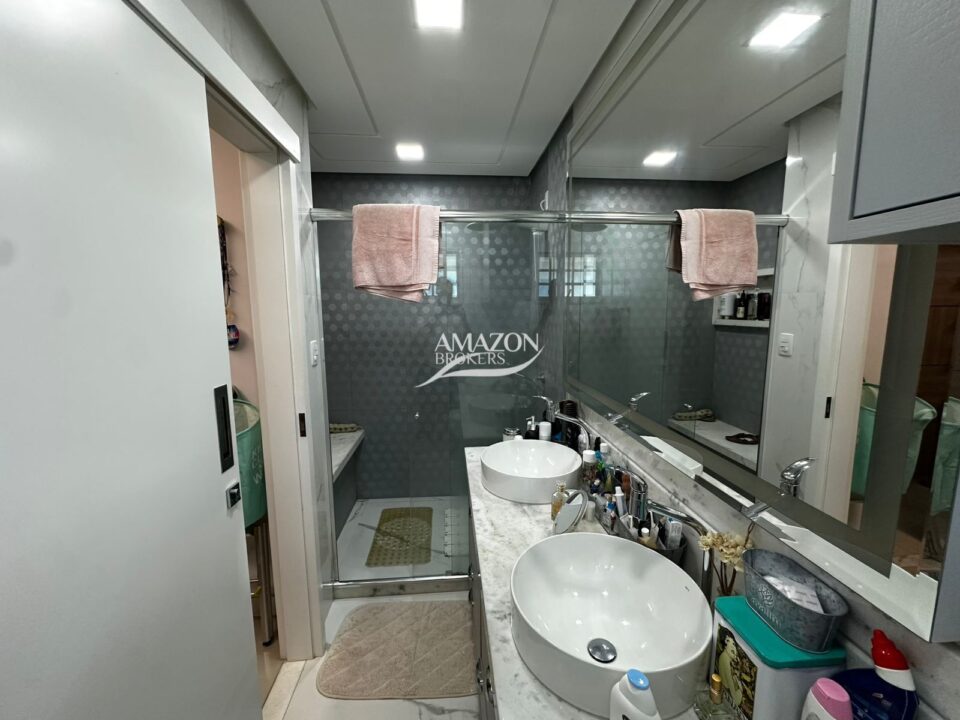 HOUSE VILLE RESIDENCIAL, NOVA ESPERANÇA – CASA DUPLEX 300 m2 – DISPONÍVEL PARA VENDA