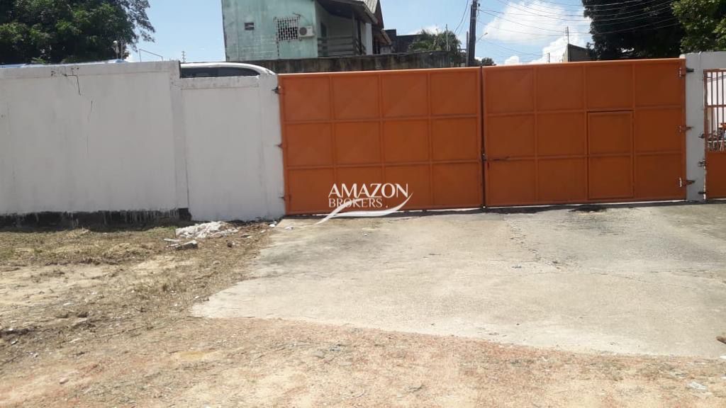 GALPÃO DE 1.750 m2 NO COROADO – DISPONÍVEL PARA LOCAÇÃO