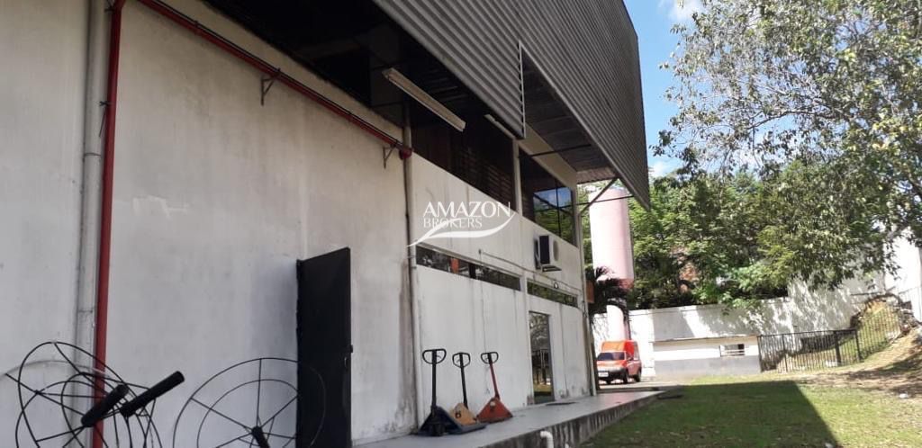 GALPÃO DE 1.750 m2 NO COROADO – DISPONÍVEL PARA LOCAÇÃO