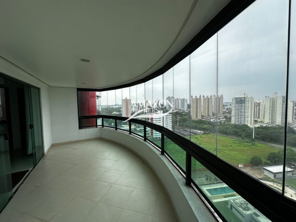 NAU CAPITÂNIA CONDOMÍNIO, ADRIANÓPOLIS – APARTAMENTO 190m2 – DISPONÍVEL PARA VENDA