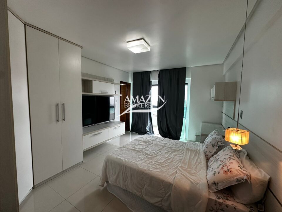 NAU CAPITÂNIA CONDOMÍNIO, ADRIANÓPOLIS – APARTAMENTO 190m2 – DISPONÍVEL PARA VENDA