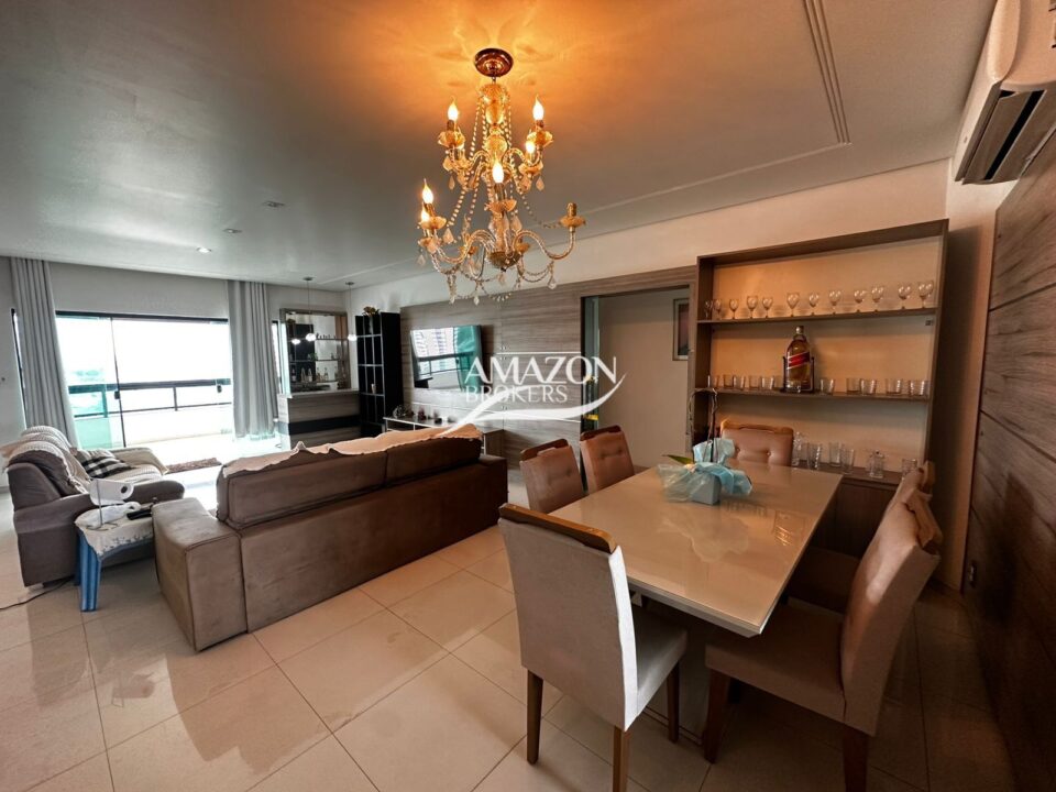 NAU CAPITÂNIA CONDOMÍNIO, ADRIANÓPOLIS – APARTAMENTO 190m2 – DISPONÍVEL PARA VENDA