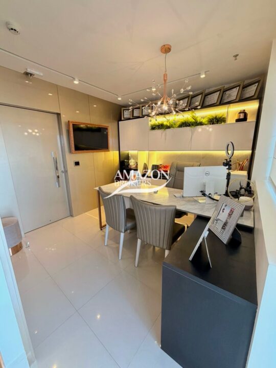 CRISTAL TOWER, ADRIANÓPOLIS – SALA COMERCIAL 43m2 – DISPONÍVEL PARA VENDA