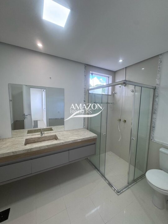 JARDIM EUROPA CONDOMÍNIO, PONTA NEGRA – CASA DUPLEX 800m2 – DISPONÍVEL PARA LOCAÇÃO