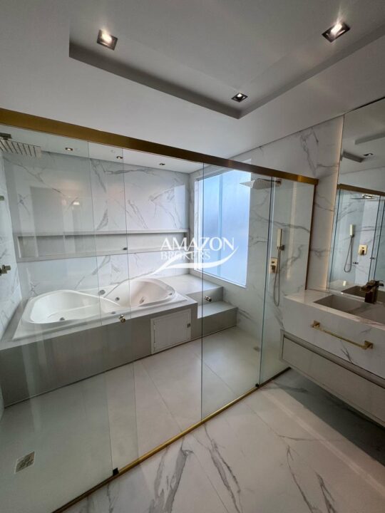 JARDIM EUROPA CONDOMÍNIO, PONTA NEGRA – CASA DUPLEX 800m2 – DISPONÍVEL PARA VENDA