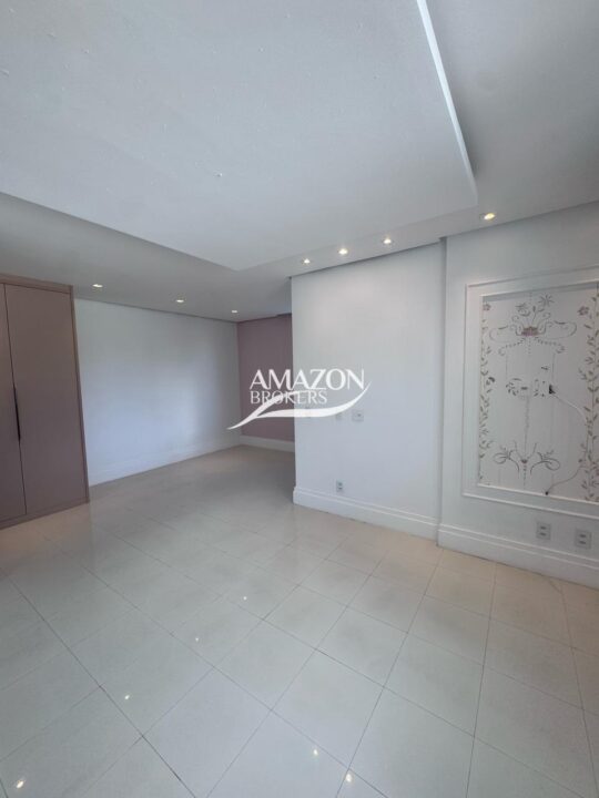 JARDIM EUROPA CONDOMÍNIO, PONTA NEGRA – CASA DUPLEX 800m2 – DISPONÍVEL PARA VENDA