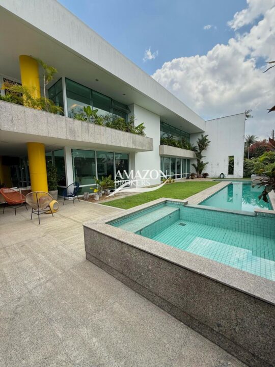 PARQUE ARIPUANÃ RESIDENCIAL, DOM PEDRO – CASA DUPLEX 708,67m2 – DISPONÍVEL PARA VENDA