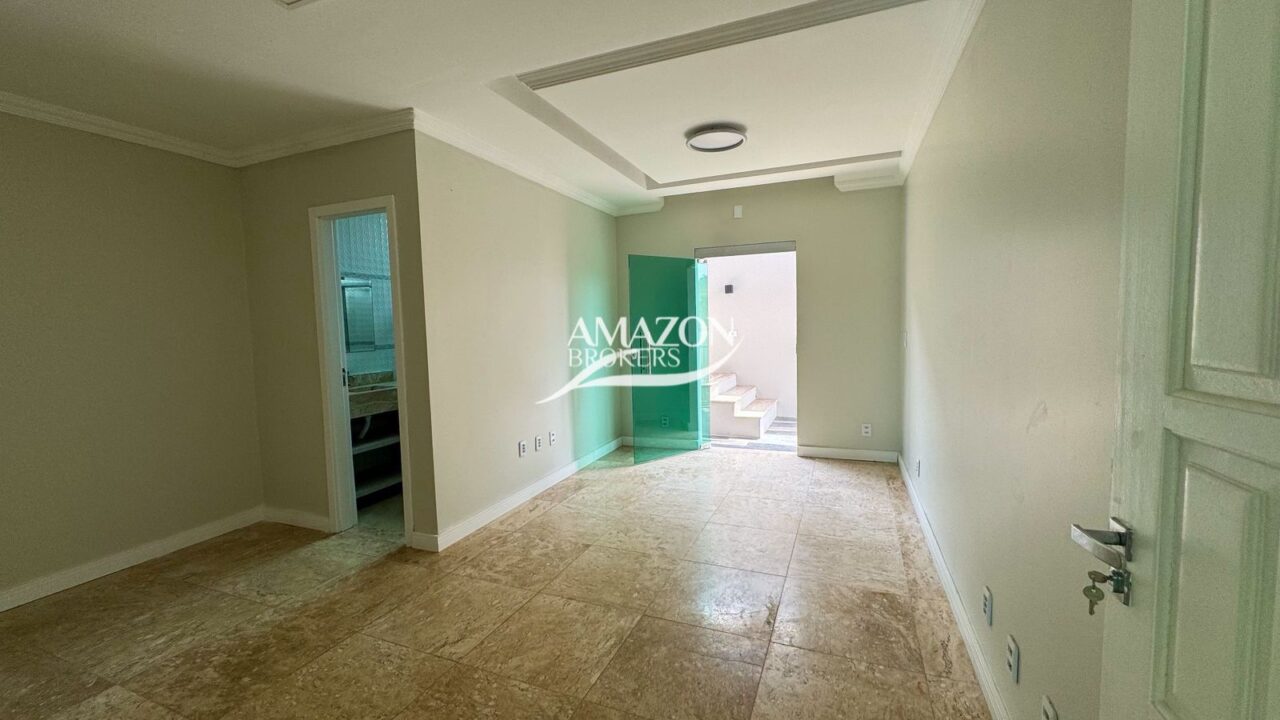 TAPAJÓS RESIDENCIAL, TARUMÃ - CASA DUPLEX 400m2 - DISPONÍVEL PARA VENDA