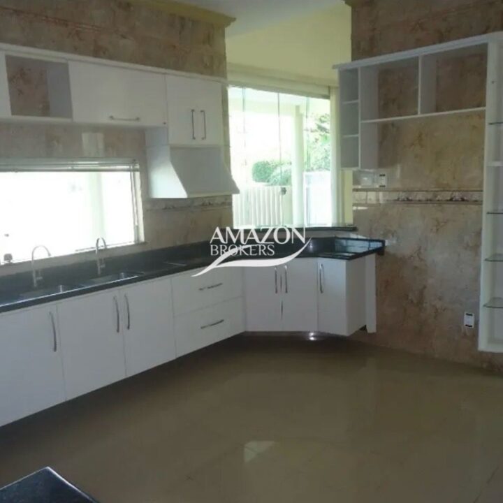 ITAPURANGA III CONDOMÍNIO, PONTA NEGRA – CASA DUPLEX 500m2 – DISPONÍVEL PARA LOCAÇÃO