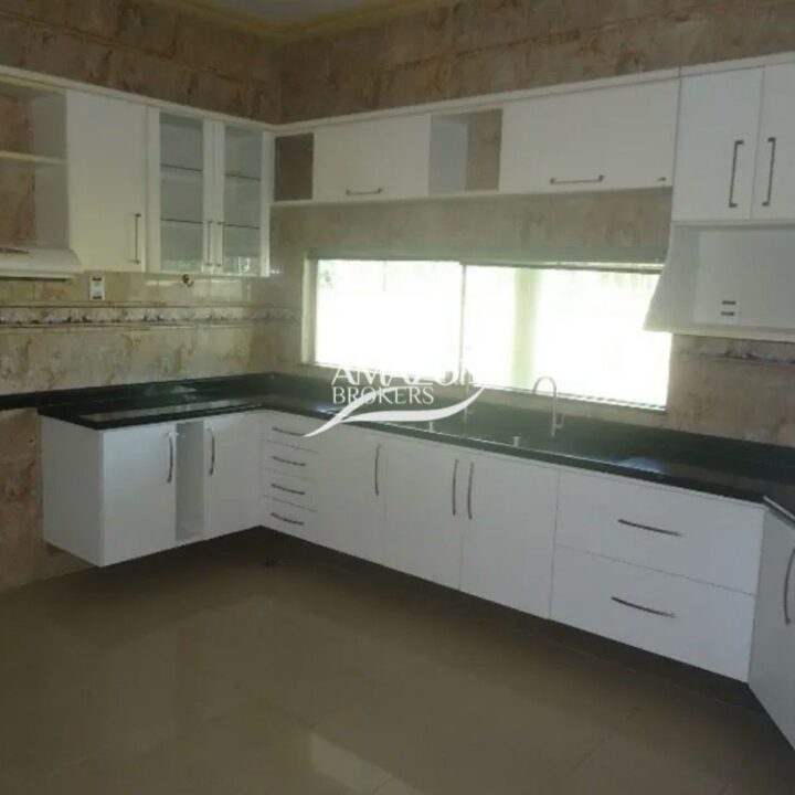 ITAPURANGA III CONDOMÍNIO, PONTA NEGRA – CASA DUPLEX 500m2 – DISPONÍVEL PARA LOCAÇÃO