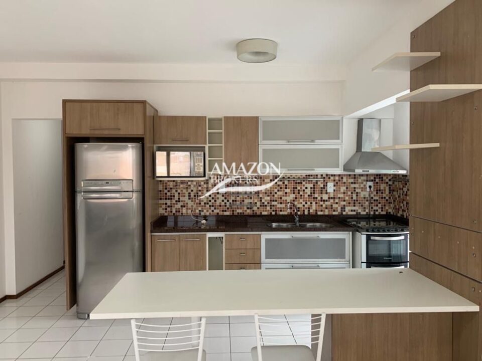 METRÓPOLIS RESIDENCE, PARQUE 10 – APARTAMENTO MOBILIADO – DISPONÍVEL PARA LOCAÇÃO