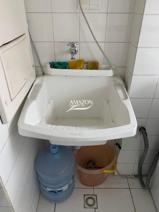 METRÓPOLIS RESIDENCE, PARQUE 10 – APARTAMENTO MOBILIADO – DISPONÍVEL PARA LOCAÇÃO