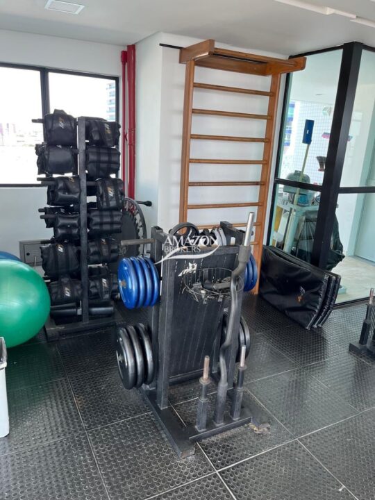 METRÓPOLIS RESIDENCE, PARQUE 10 – APARTAMENTO MOBILIADO – DISPONÍVEL PARA LOCAÇÃO