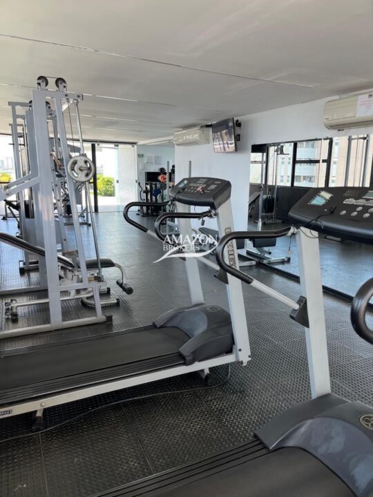 METRÓPOLIS RESIDENCE, PARQUE 10 – APARTAMENTO MOBILIADO – DISPONÍVEL PARA LOCAÇÃO