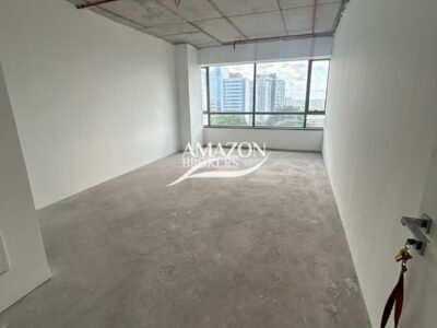 SOBERANE WORK, ADRIANÓPOLIS – SALA COMERCIAL 35m2 – DISPONÍVEL PARA LOCAÇÃO