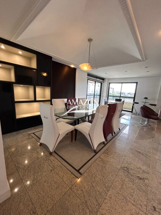 SAINT MARTIN RESIDENCIAL, ADRIANÓPOLIS – APARTAMENTO 180m2 – DISPONÍVEL PARA VENDA