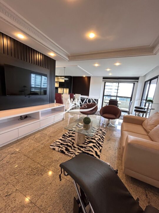 SAINT MARTIN RESIDENCIAL, ADRIANÓPOLIS – APARTAMENTO 180m2 – DISPONÍVEL PARA VENDA