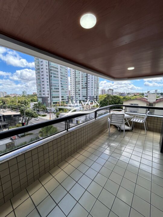 SAINT MARTIN RESIDENCIAL, ADRIANÓPOLIS – APARTAMENTO 180m2 – DISPONÍVEL PARA VENDA