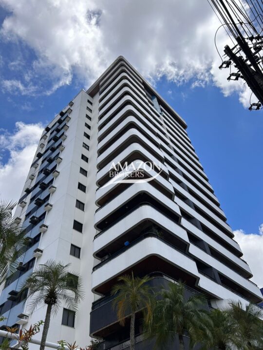 SAINT MARTIN RESIDENCIAL, ADRIANÓPOLIS – APARTAMENTO 180m2 – DISPONÍVEL PARA VENDA